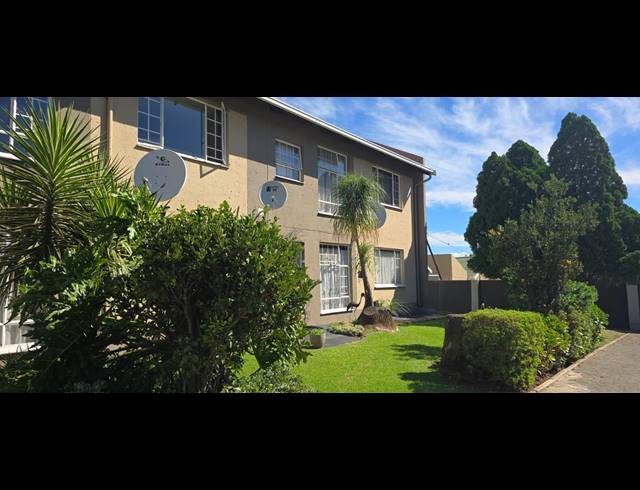 2 BEDROOM TOWNHOUSE FOR SALE IN VERWOERDPARK